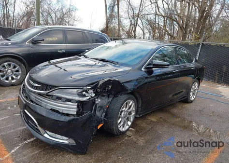 2015 Chrysler 200 C z USA, uszkodzony, nr VIN 1C3CCCEG5FN586271